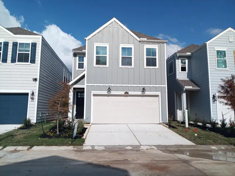 Two-story home with 4 bedrooms, 2.5 baths and 2 car garage