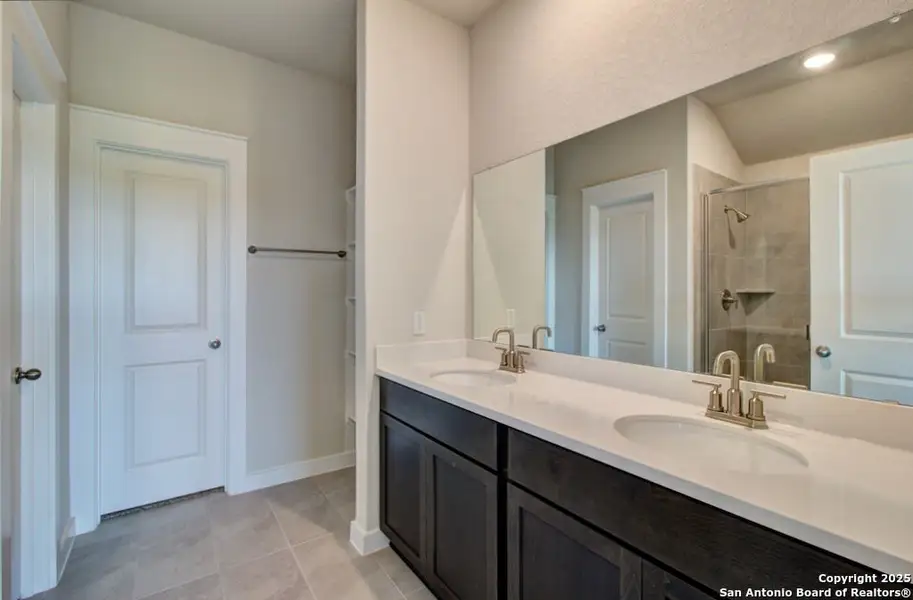 Furnished interior view inside a new home in Westridge - Premier, San Antonio (Image 2). Furnished interior view inside a new home in Westridge - Premier, San Antonio (Image 2).