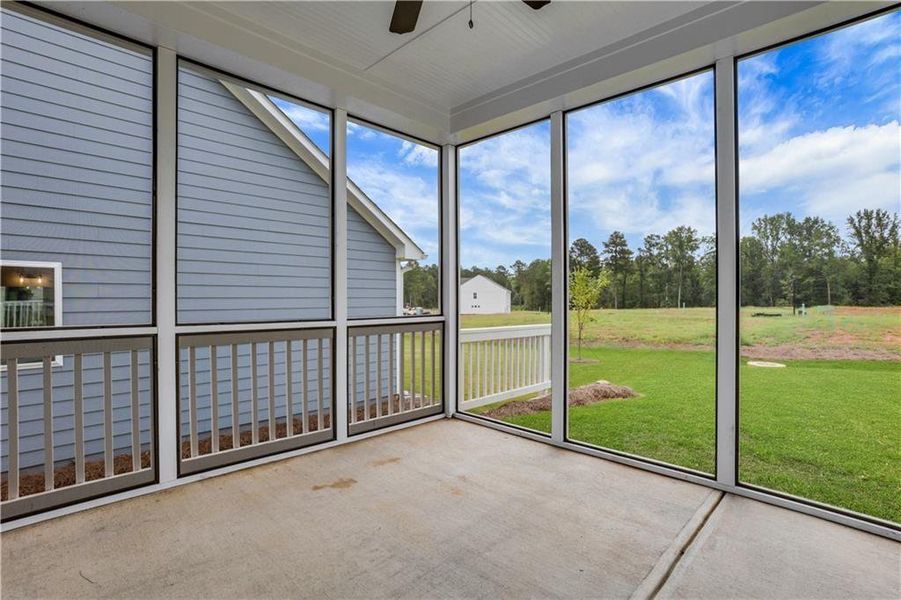 Exterior details and patio area of a home in Twin Lakes, Hoschton (Image 20).