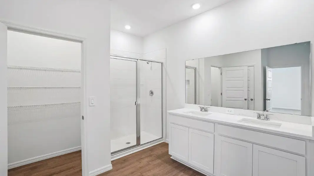 Furnished interior view inside a new home in Harmony at Lake Eloise, Winter Haven (Image 8).