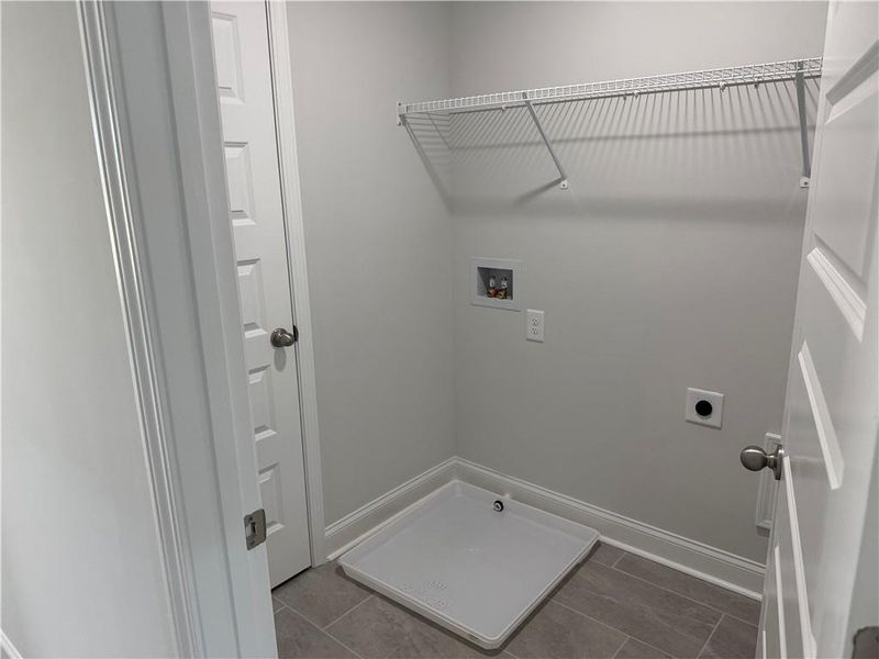 Spacious, unfurnished interior of a new home in Towns at Enclave, Lawrenceville (Image 11). Spacious, unfurnished interior of a new home in Towns at Enclave, Lawrenceville (Image 11).