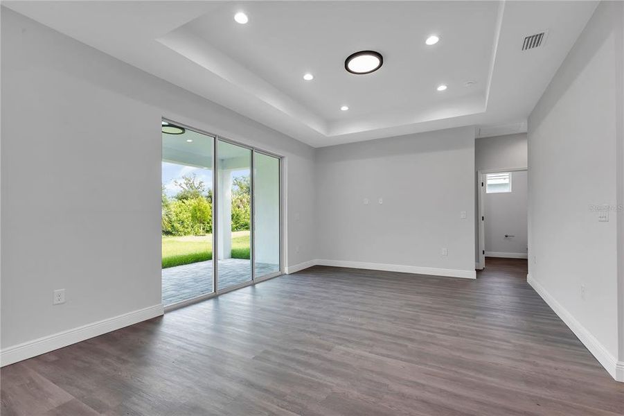 Spacious, unfurnished interior of a new home in , Port Charlotte (Image 27). Spacious, unfurnished interior of a new home in , Port Charlotte (Image 27).