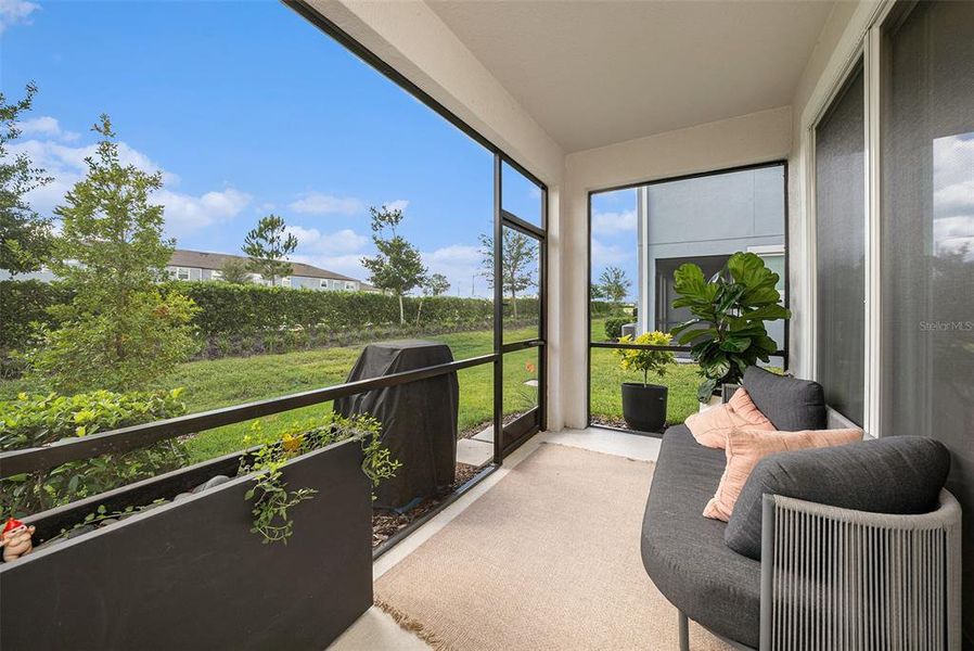 Exterior details and patio area of a home in , Wesley Chapel (Image 1). Exterior details and patio area of a home in , Wesley Chapel (Image 1).