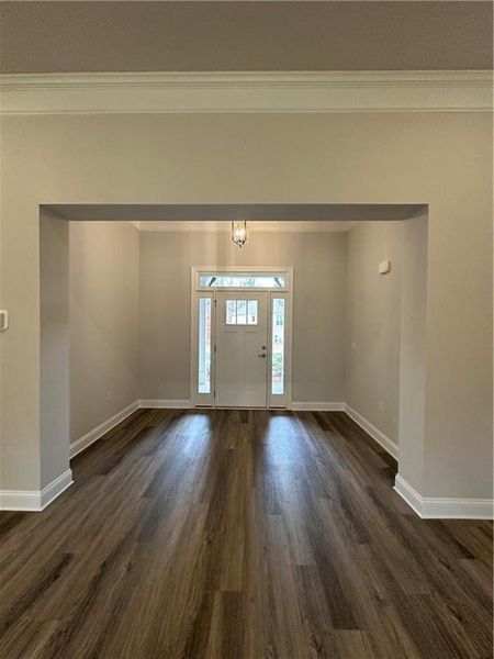 Spacious, unfurnished interior of a new home in Mirror Lake at South Harbour, Villa Rica (Image 28).