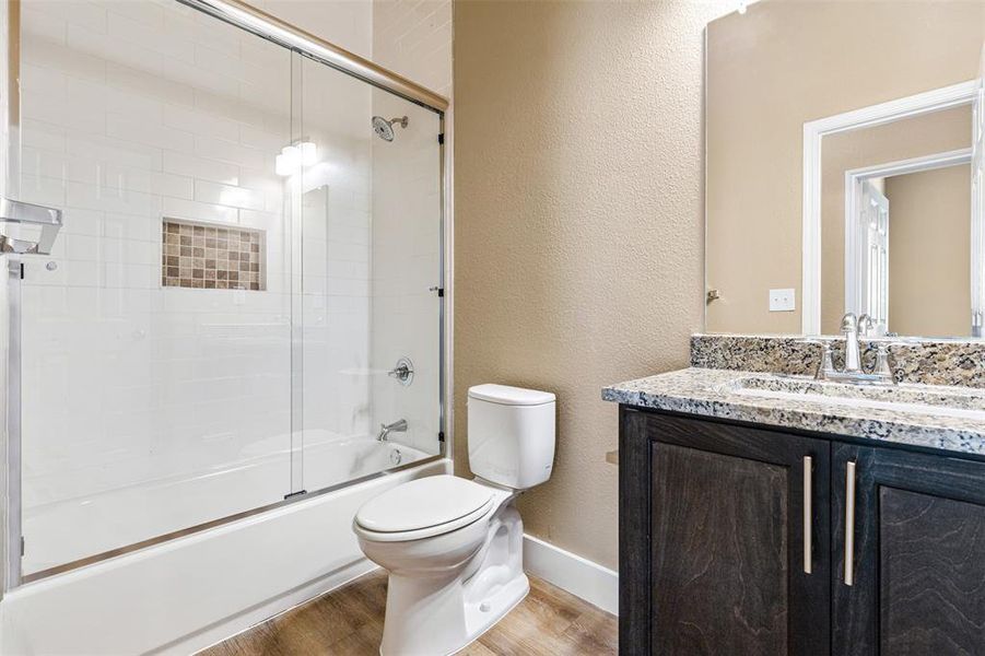 Furnished interior view inside a new home in , Bonham (Image 9).