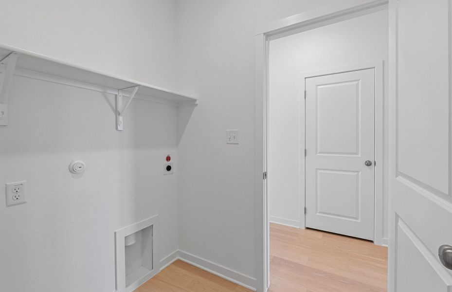 Spacious, unfurnished interior of a new home in Alto, San Marcos (Image 10).