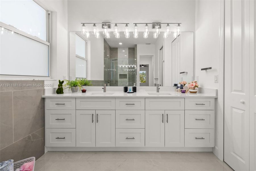 Furnished interior view inside a new home in , Fort Myers (Image 12).