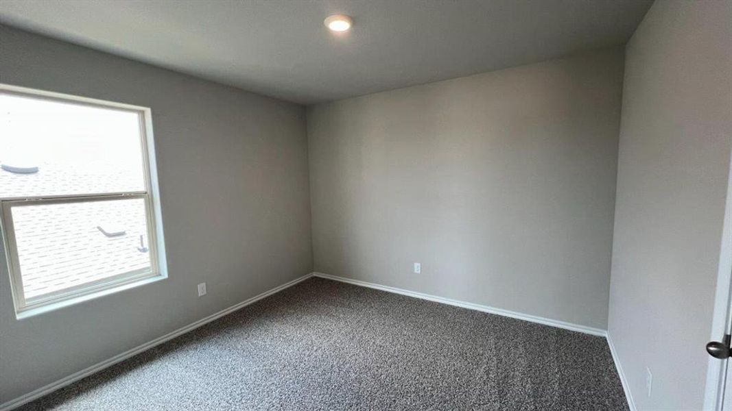 Spacious, unfurnished interior of a new home in Monarch at the Meadows, Ponder (Image 12).