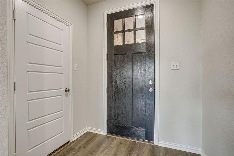 Spacious, unfurnished interior of a new home in , Mansfield (Image 34).