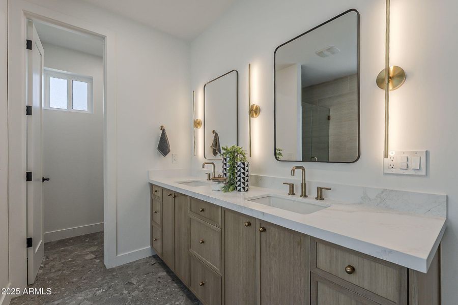 30-web-or-mls-Piccadilly-30 30-web-or-mls-Piccadilly-30