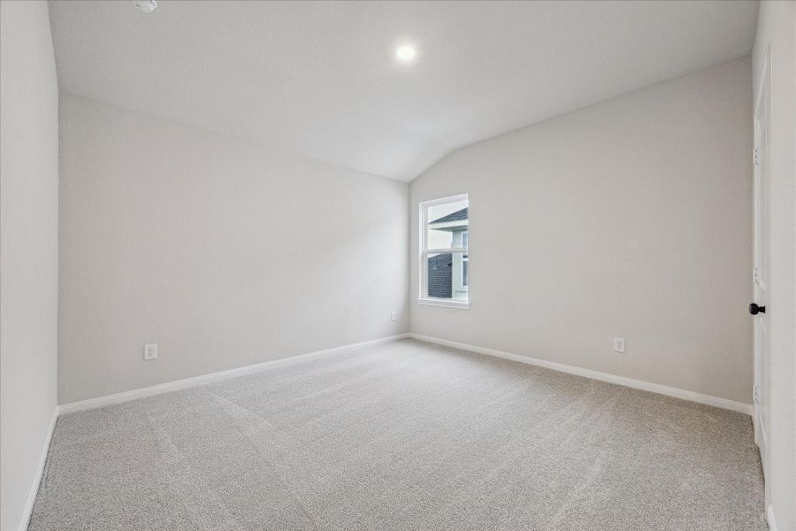Spacious, unfurnished interior of a new home in Elyson, Katy (Image 25).