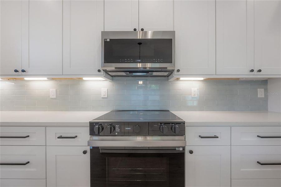 Close-up of interior finishes inside a home in , Tampa (Image 20). Close-up of interior finishes inside a home in , Tampa (Image 20).