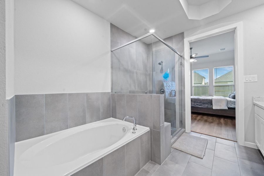 Furnished interior view inside a new home in Marvida 45', Cypress (Image 3). Furnished interior view inside a new home in Marvida 45', Cypress (Image 3).