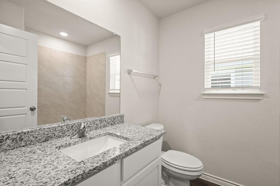 Furnished interior view inside a new home in Rocky Creek Crossing, Fort Worth (Image 5). Furnished interior view inside a new home in Rocky Creek Crossing, Fort Worth (Image 5).