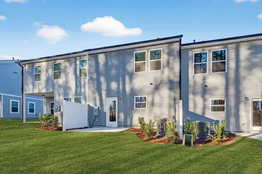 582 Barrington Row Avenue, Zebulon, NC.  - Slide 10