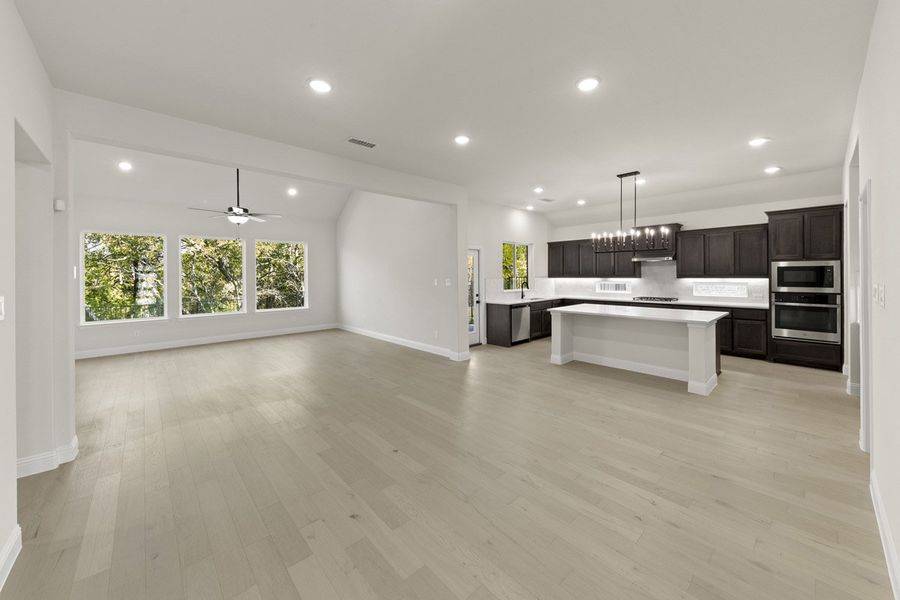 Representative unfurnished interior of a home built from the Preston by Pacesetter Homes in Park Hills, Rockwall (Image 20). Representative unfurnished interior of a home built from the Preston by Pacesetter Homes in Park Hills, Rockwall (Image 20).