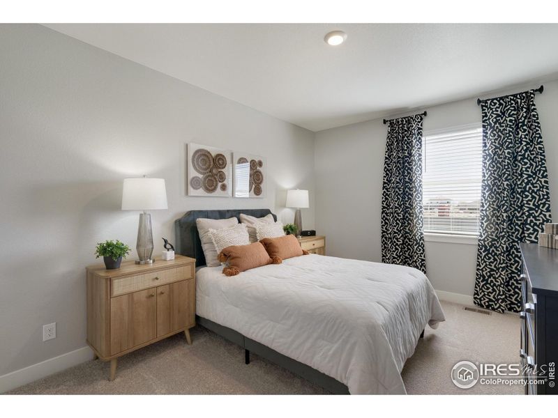 Furnished interior view inside a new home in Vantage, Berthoud (Image 6).