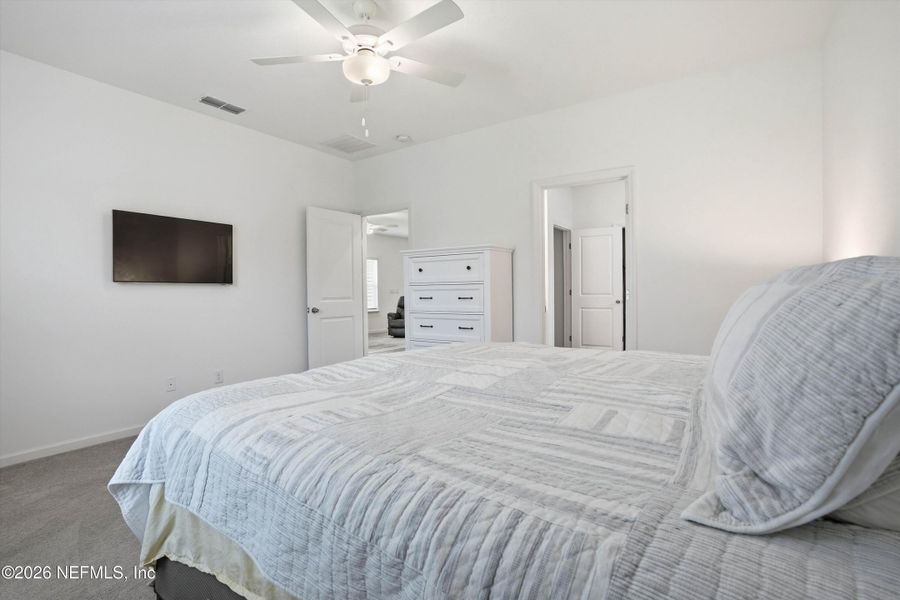 Furnished interior view inside a new home in , Jacksonville (Image 8).