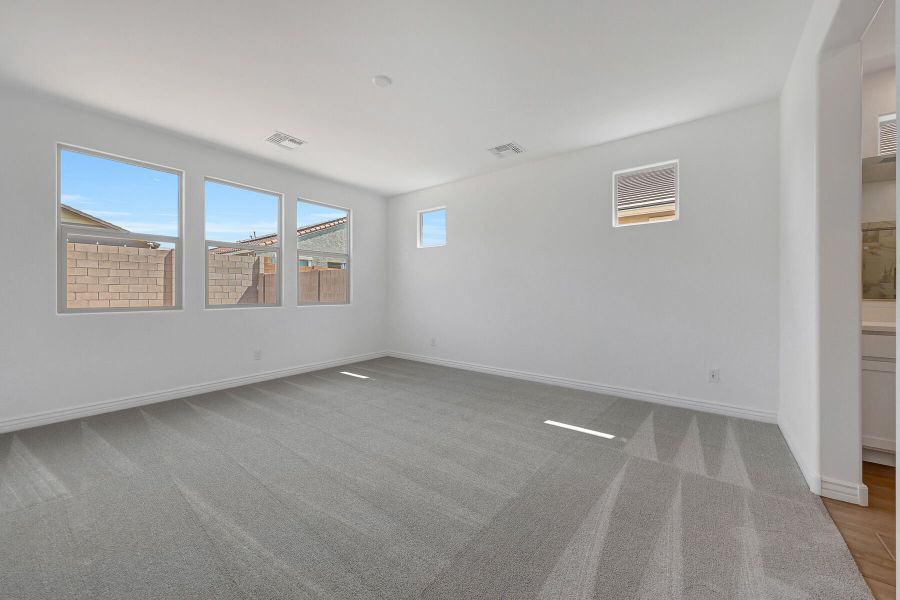 Spacious, unfurnished interior of a new home in Miravida, Surprise (Image 11).