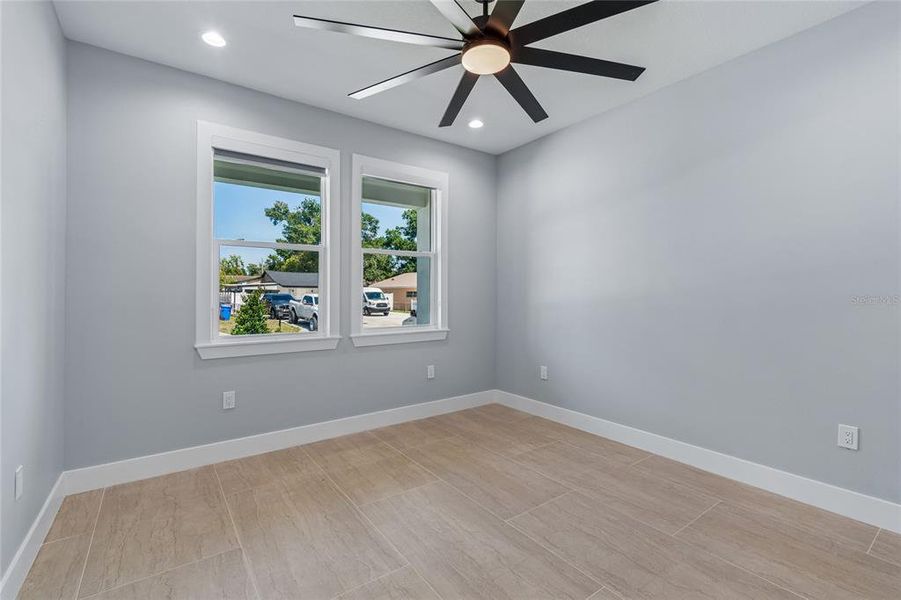 Spacious, unfurnished interior of a new home in , Tampa (Image 71).
