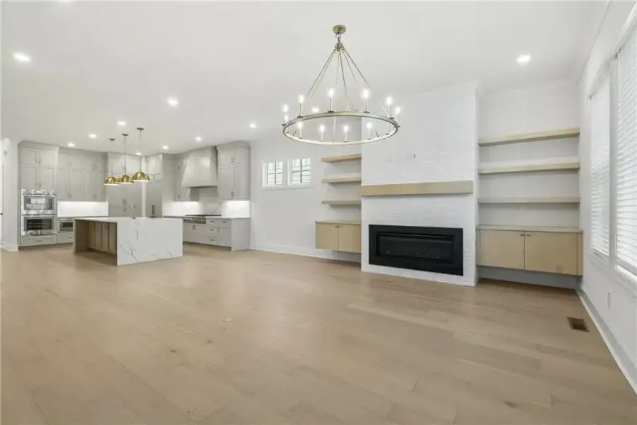 Spacious, unfurnished interior of a new home in Waterside Single Family, Peachtree Corners (Image 14). Spacious, unfurnished interior of a new home in Waterside Single Family, Peachtree Corners (Image 14).