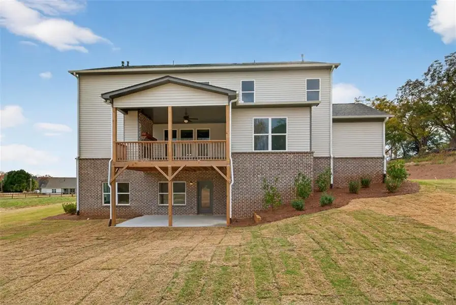 Exterior details and patio area of a home in , Gainesville (Image 41).