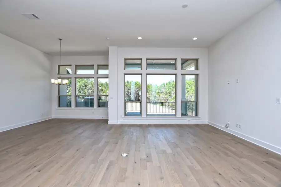 Representative unfurnished interior of a home built from the Siena III by Giddens Homes in Clearwater Ranch, Liberty Hill (Image 254).
