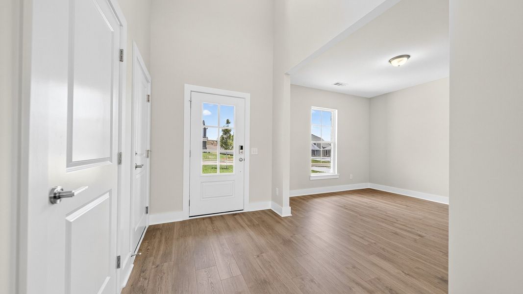 Furnished interior view inside a new home in McClure Farms, Columbia (Image 20).