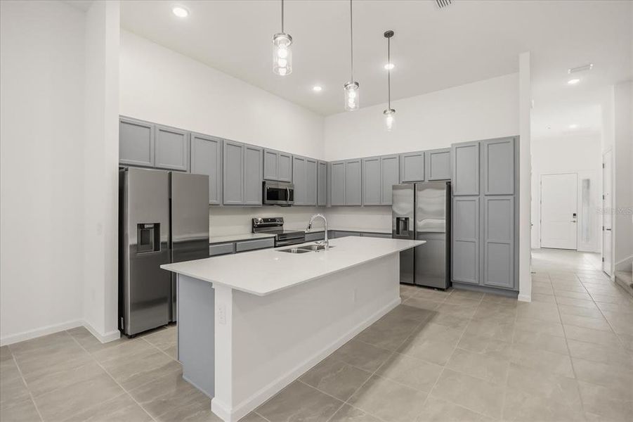 Furnished interior view inside a new home in , Orlando (Image 9).