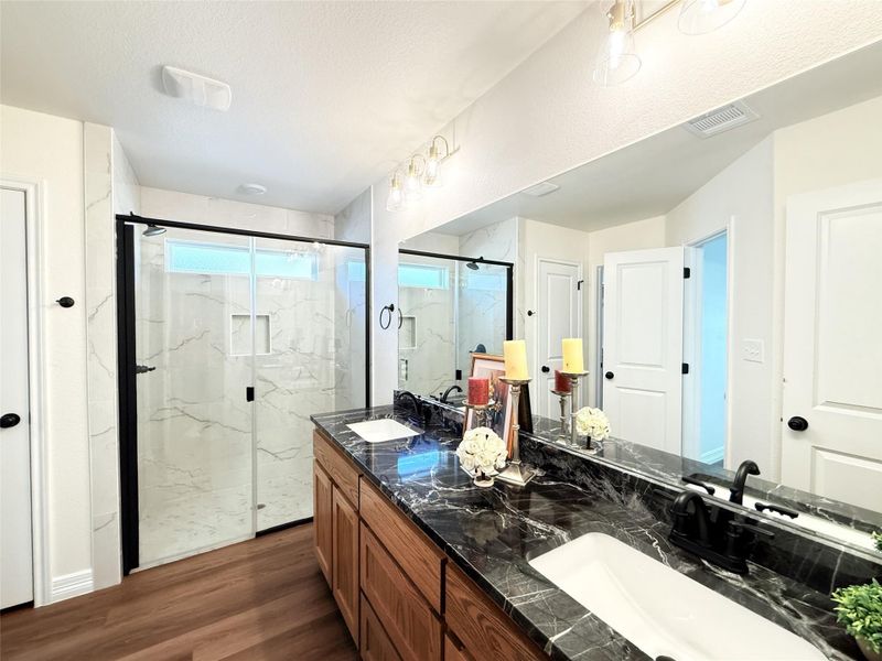 Furnished interior view inside a new home in , Belton (Image 5).