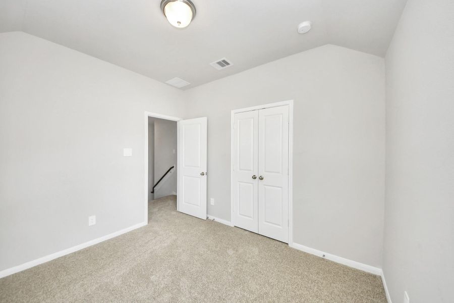 Spacious, unfurnished interior of a new home in Montgomery Ridge: Landmark Collection, Montgomery (Image 22).