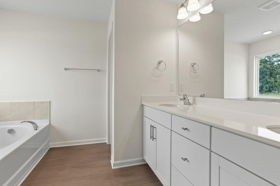 Furnished interior view inside a new home in Bellevue, Greenville (Image 10).