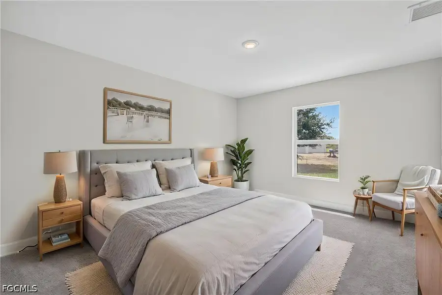 Furnished interior view inside a new home in Cape Coral, Cape Coral (Image 13).