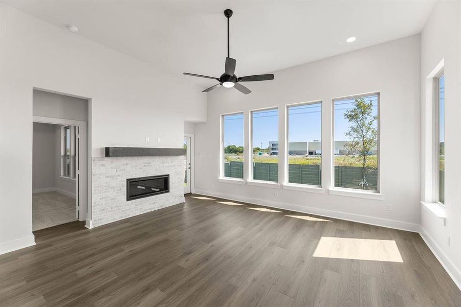 1628 Ginger-Living Room-1 1628 Ginger-Living Room-1