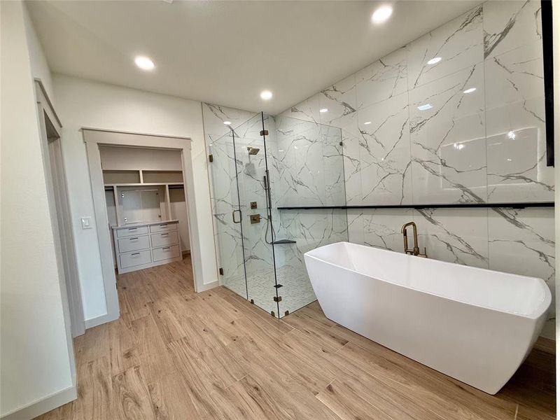 Furnished interior view inside a new home in , Wichita Falls (Image 7).