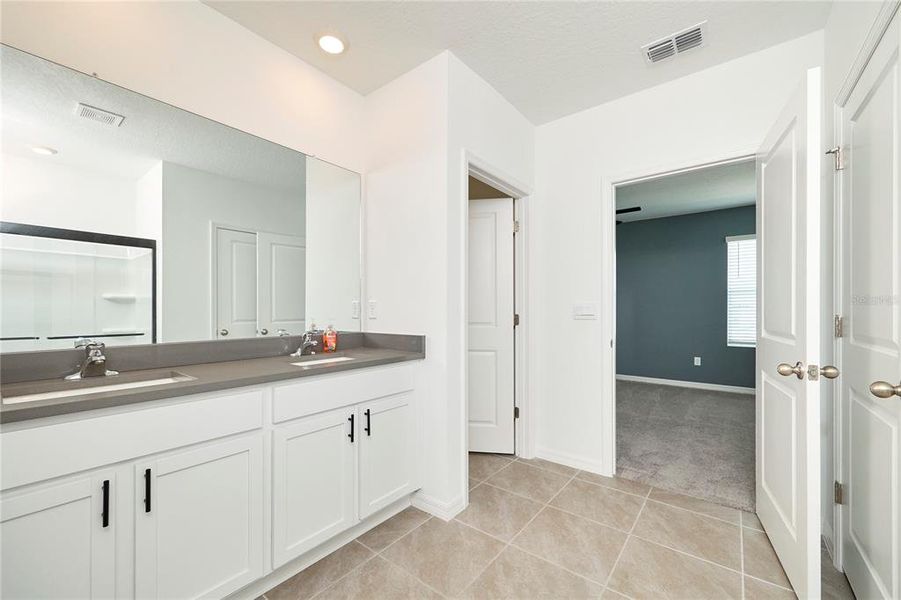 Furnished interior view inside a new home in Westgate at Avalon Park, Wesley Chapel (Image 15).