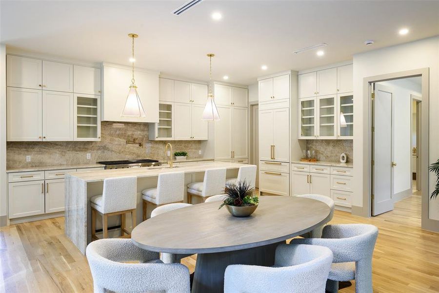 Furnished interior view inside a new home in , Dallas (Image 12). Furnished interior view inside a new home in , Dallas (Image 12).