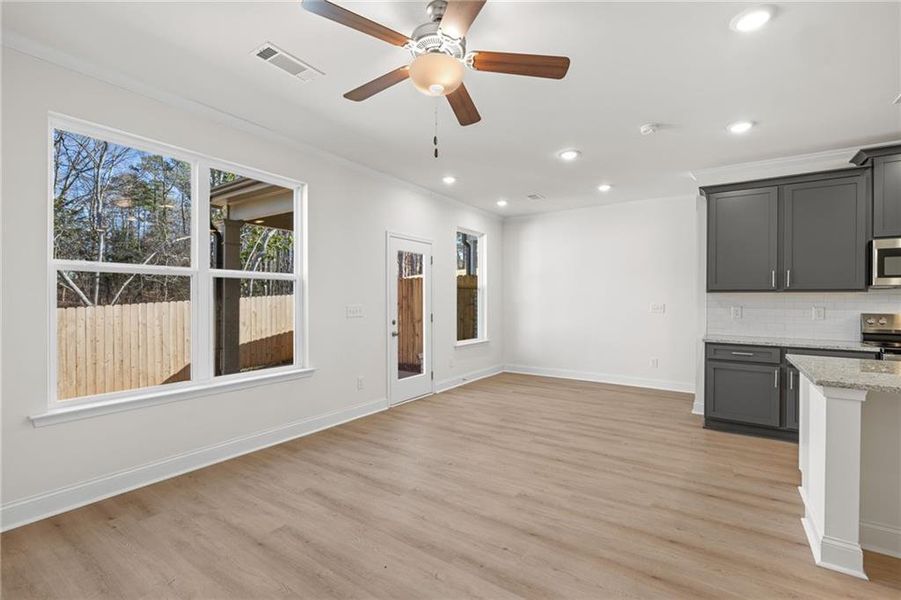 Spacious, unfurnished interior of a new home in Mulberry Summit, Flowery Branch (Image 14).