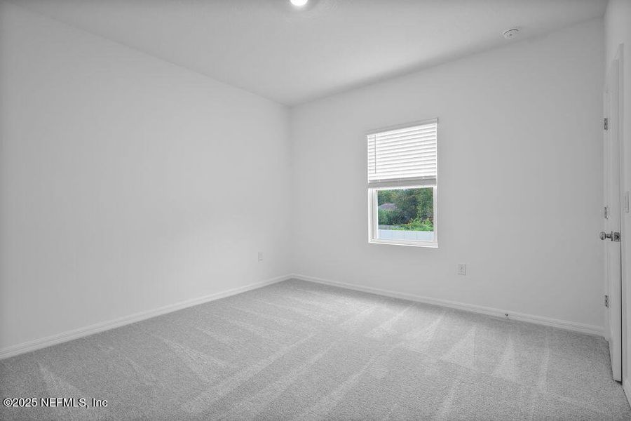 Spacious, unfurnished interior of a new home in Sabal Terrace, Jacksonville (Image 11).