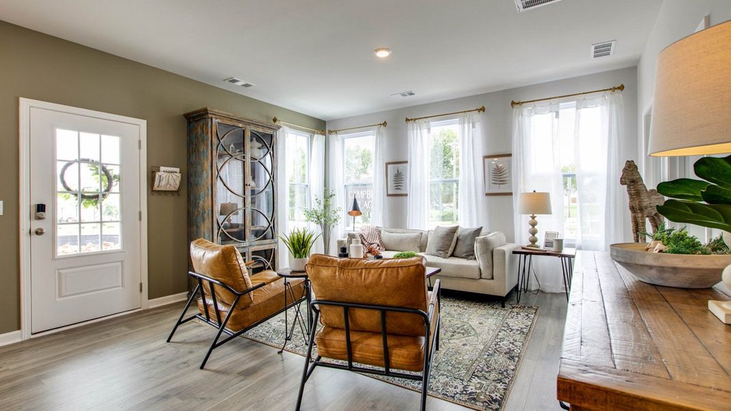Representative furnished interior of a home built from the OWENS by D.R. Horton in Woodbridge Glen Townhomes, Lebanon (Image 5).