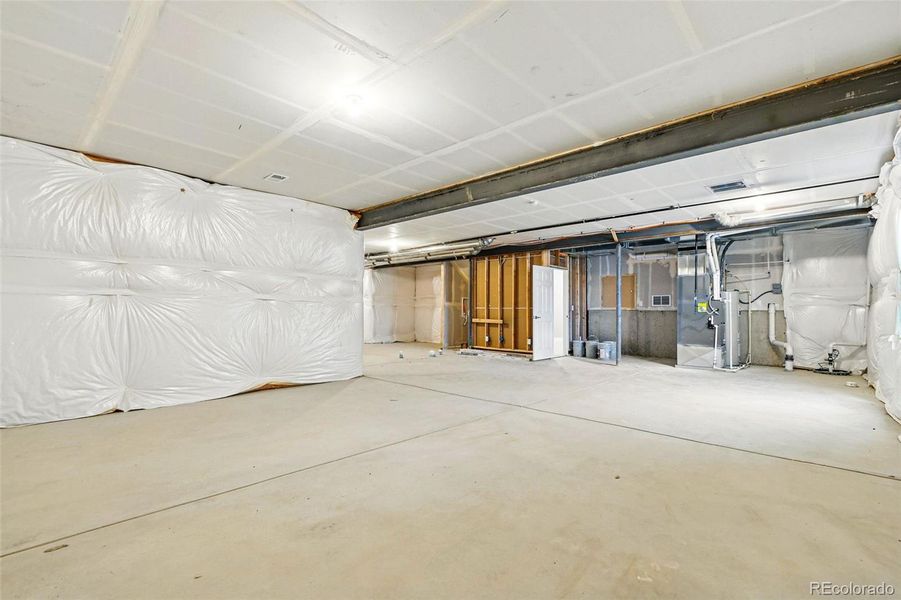 9329 Russell Circle ~ Ready Now