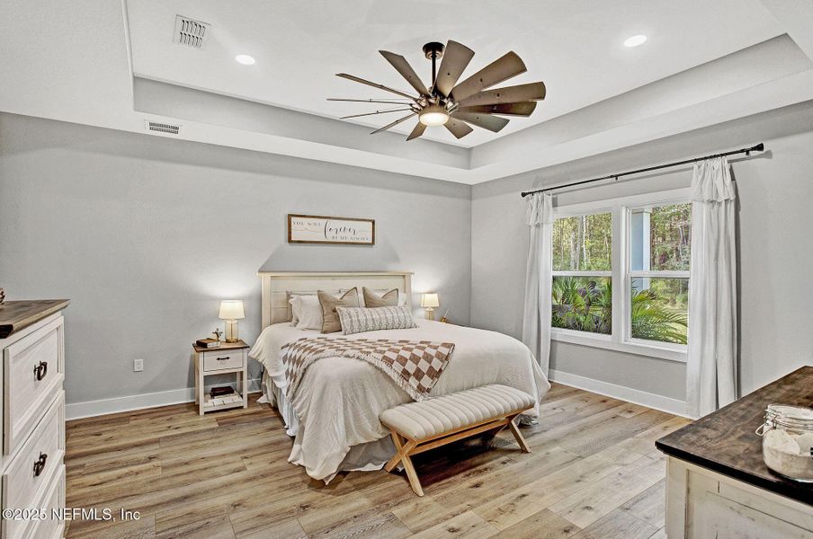 Furnished interior view inside a new home in , Green Cove Springs (Image 9).
