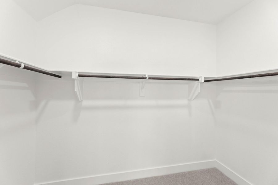 Spacious, unfurnished interior of a new home in The Retreat at Harvest, Argyle (Image 24).
