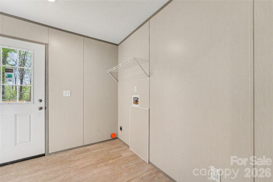 Spacious, unfurnished interior of a new home in , Statesville (Image 12).