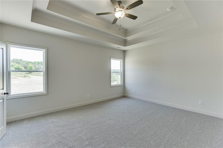 Spacious, unfurnished interior of a new home in , Jefferson (Image 30).