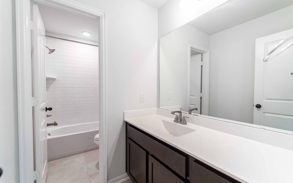 Furnished interior view inside a new home in Santa Rita Ranch, Liberty Hill (Image 10).