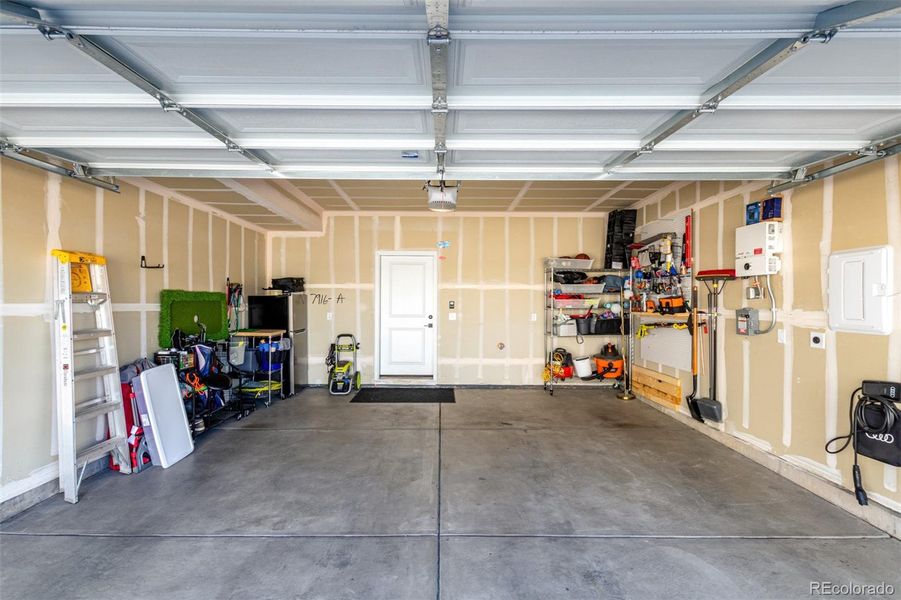 Community amenities in , Littleton (Image 25).