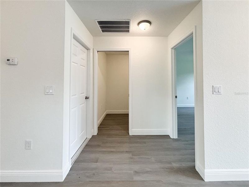 Spacious, unfurnished interior of a new home in , Dunnellon (Image 52). Spacious, unfurnished interior of a new home in , Dunnellon (Image 52).