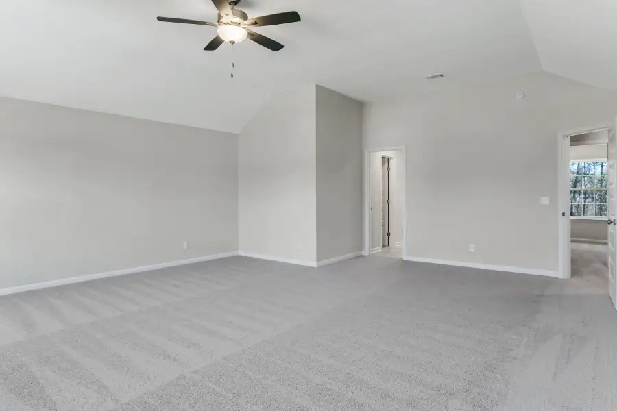 Representative unfurnished interior of a home built from the The Cedar Creek by RTS Homes in Doctor's Creek, Ludowici (Image 21).