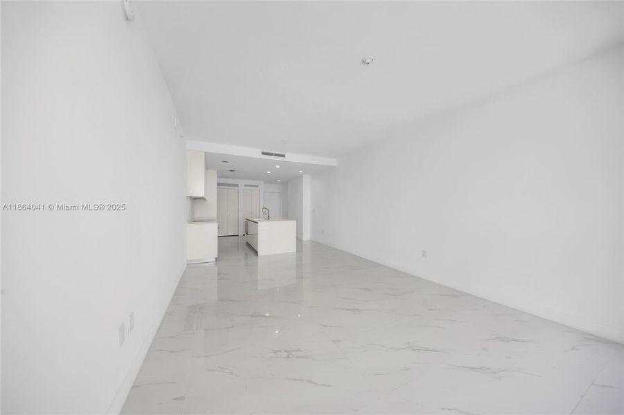 Spacious, unfurnished interior of a new home in Aria Reserve, Miami (Image 26). Spacious, unfurnished interior of a new home in Aria Reserve, Miami (Image 26).